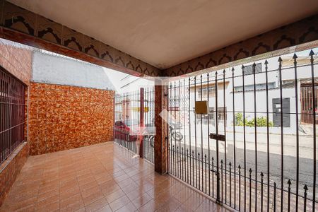 Garagem de casa à venda com 3 quartos, 180m² em Parque Independencia, São Paulo