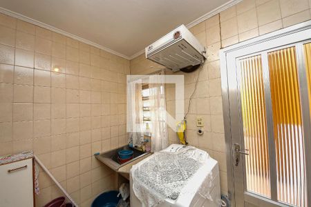Área de Serviço de casa à venda com 3 quartos, 180m² em Parque Independencia, São Paulo