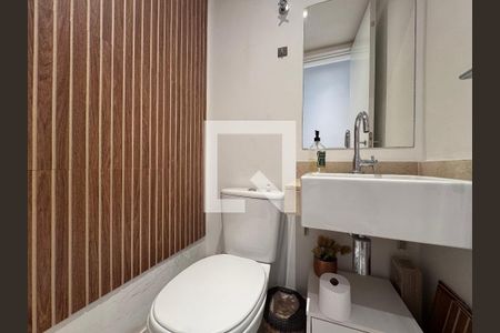 Lavabo de apartamento para alugar com 3 quartos, 100m² em Recreio dos Bandeirantes, Rio de Janeiro