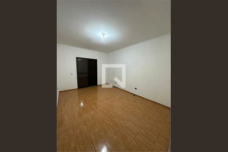 Casa à venda com 4 quartos, 180m² em Parque Sao Domingos, São Paulo