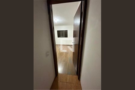 Casa à venda com 4 quartos, 180m² em Parque Sao Domingos, São Paulo