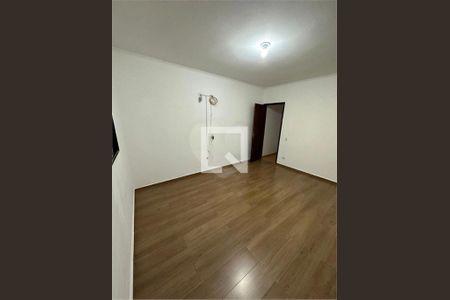 Casa à venda com 4 quartos, 180m² em Parque Sao Domingos, São Paulo