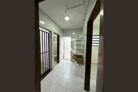 Casa à venda com 4 quartos, 180m² em Parque Sao Domingos, São Paulo