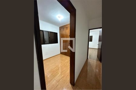 Casa à venda com 4 quartos, 180m² em Parque Sao Domingos, São Paulo