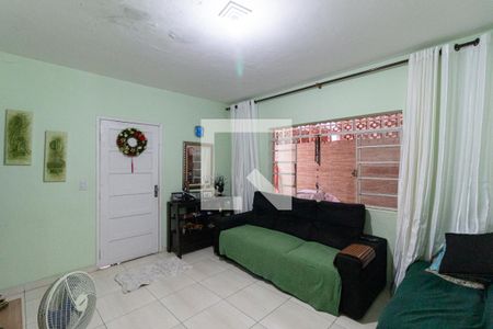 Sala (Casa 2) de casa à venda com 6 quartos, 500m² em Jardim das Flores, Osasco