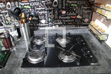 Cozinha de apartamento à venda com 2 quartos, 57m² em Vila Rosalia, Guarulhos