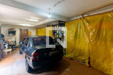 Garagem de casa à venda com 3 quartos, 200m² em Vila Sao Domingos, São Paulo