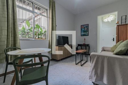 Sala de apartamento à venda com 1 quarto, 42m² em Copacabana, Rio de Janeiro