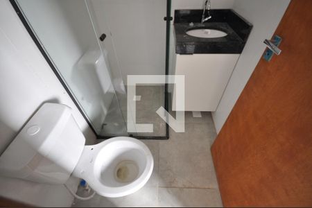 Banheiro de apartamento para alugar com 1 quarto, 40m² em Vila Constança, São Paulo