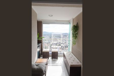 Varanda da Sala de apartamento para alugar com 2 quartos, 56m² em Vila Galvão, Guarulhos