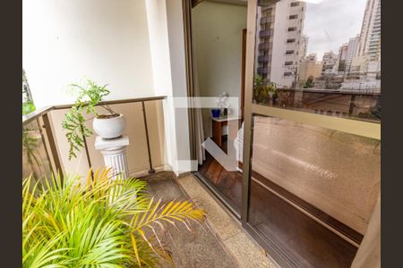 Varanda de apartamento à venda com 4 quartos, 125m² em Vila Regente Feijó, São Paulo