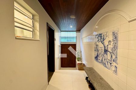 Hall de entrada de casa de condomínio à venda com 5 quartos, 297m² em Botafogo, Rio de Janeiro