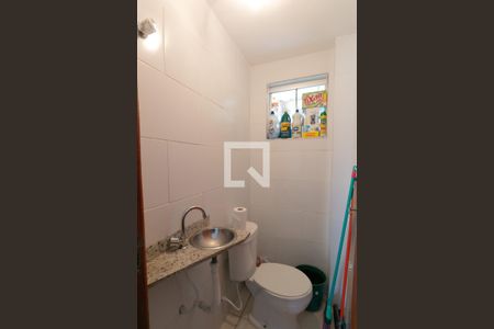 Lavabo de casa à venda com 2 quartos, 70m² em Céu Azul, Belo Horizonte