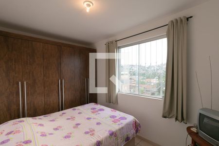 Quarto 1 de casa à venda com 2 quartos, 70m² em Céu Azul, Belo Horizonte