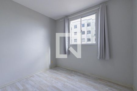 Quarto 1 de apartamento para alugar com 2 quartos, 42m² em Jardim Dona Leopoldina, Porto Alegre