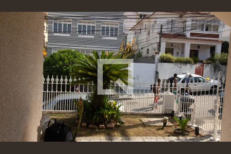 Vista de casa à venda com 5 quartos, 325m² em Pé Pequeno, Niterói