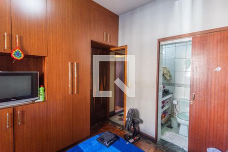 Suíte de casa à venda com 3 quartos, 172m² em Santa Tereza, Belo Horizonte