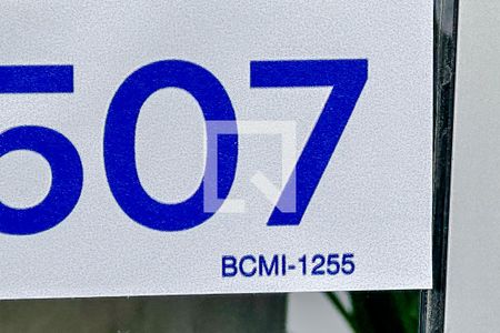 Placa BCMI-1255 de apartamento para alugar com 3 quartos, 70m² em Jardim Analia Franco, São Paulo