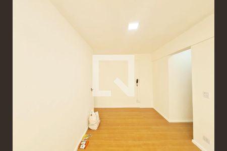 Sala de apartamento para alugar com 1 quarto, 44m² em Vila Tijuco, Guarulhos