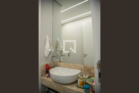 Lavabo de apartamento à venda com 1 quarto, 50m² em Jardim das Acacias, São Paulo