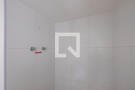 Banheiro de kitnet/studio à venda com 1 quarto, 29m² em Pinheiros, São Paulo