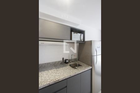 Cozinha de kitnet/studio para alugar com 1 quarto, 24m² em Vila Cordeiro, São Paulo