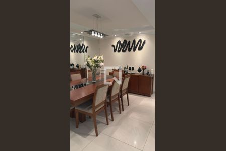 Sala de apartamento à venda com 4 quartos, 210m² em Moema, São Paulo