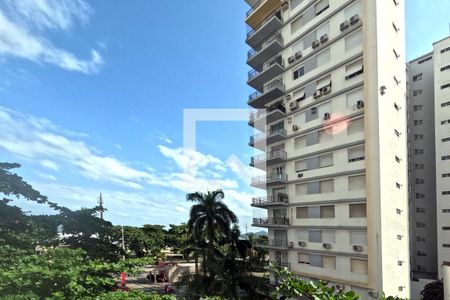 Vista da Sala de Estar e Jantar de apartamento para alugar com 2 quartos, 120m² em Boqueirão, Santos