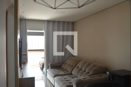 Sala de apartamento à venda com 2 quartos, 70m² em Vila Curuçá, Santo André