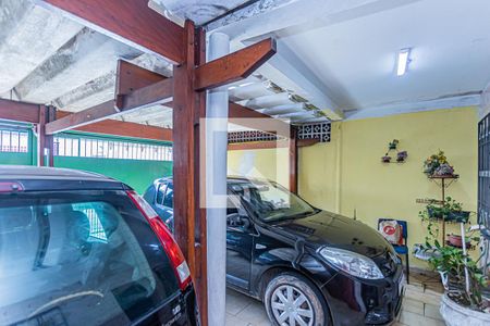 Garagem de casa à venda com 4 quartos, 240m² em Jardim Peri, São Paulo