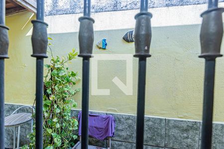 Vista Quarto 2 de casa à venda com 4 quartos, 240m² em Jardim Peri, São Paulo