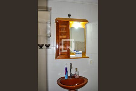 Banheiro de apartamento à venda com 1 quarto, 53m² em Tristeza, Porto Alegre