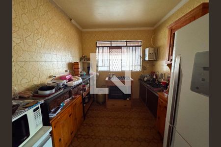 Cozinha de casa à venda com 3 quartos, 192m² em Jardim Vera Cruz, Contagem