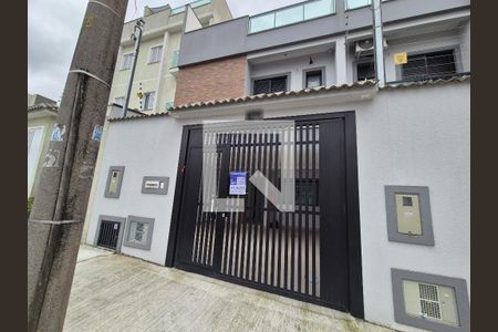 Fachada de casa à venda com 3 quartos, 130m² em Vila Curuçá, Santo André