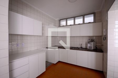 Cozinha de casa à venda com 5 quartos, 220m² em Bosque da Saúde, São Paulo