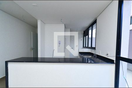 Cozinha de apartamento à venda com 2 quartos, 184m² em Serra, Belo Horizonte