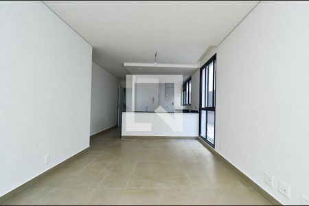 Sala de apartamento à venda com 2 quartos, 75m² em Serra, Belo Horizonte