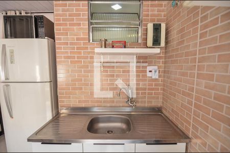 Sala/Cozinha de kitnet/studio para alugar com 1 quarto, 22m² em Tijuca, Rio de Janeiro