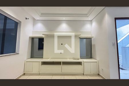 Sala de casa à venda com 3 quartos, 162m² em Parque Oratório, Santo André