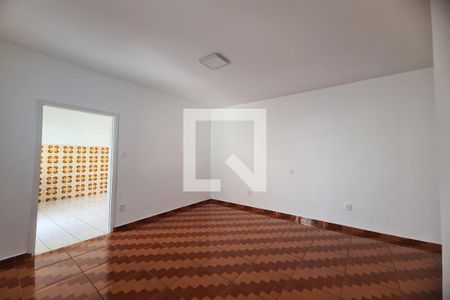 Sala de casa à venda com 4 quartos, 200m² em Vila São José, São Paulo