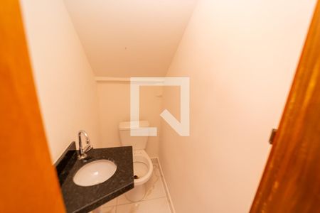 Lavabo de casa de condomínio à venda com 2 quartos, 60m² em Parque Boturussu, São Paulo