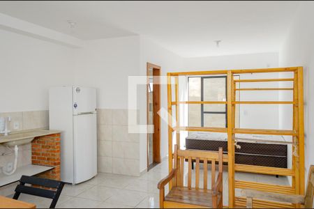 Sala / Quarto / Cozinha de kitnet/studio para alugar com 1 quarto, 28m² em Campeche, Florianópolis
