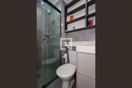 Banheiro de apartamento à venda com 2 quartos, 42m² em Parque Reboucas, São Paulo