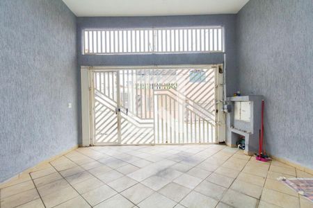 Garagem de casa à venda com 4 quartos, 300m² em Jardim Piratininga, São Paulo