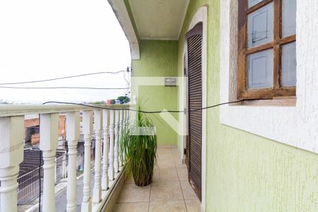 Varanda de casa à venda com 4 quartos, 300m² em Jardim Piratininga, São Paulo