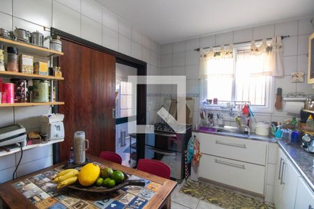 Cozinha de casa à venda com 3 quartos, 300m² em Itaipu, Niterói
