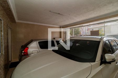 Garagem de casa à venda com 4 quartos, 199m² em Parque Edu Chaves, São Paulo