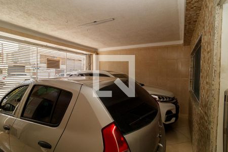 Garagem de casa à venda com 4 quartos, 199m² em Parque Edu Chaves, São Paulo