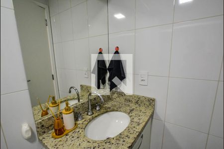 Banheiro de apartamento à venda com 2 quartos, 50m² em Casa Branca, Santo André