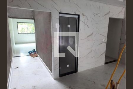 Casa à venda com 3 quartos, 220m² em Jardim Nossa Senhora do Carmo, São Paulo